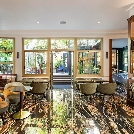 Atala Champs Elysees 4* パリ