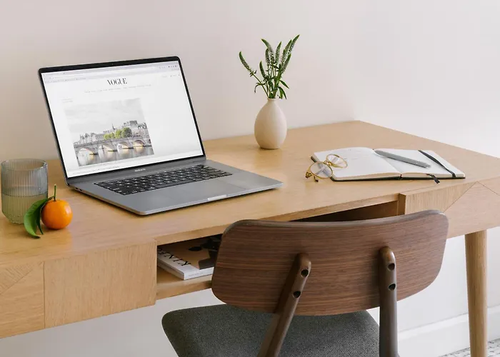 Atala Champs Elysees パリ