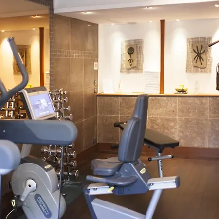 Отель Atala Champs Elysees, Sonder By Marriott Bonvoy 4*