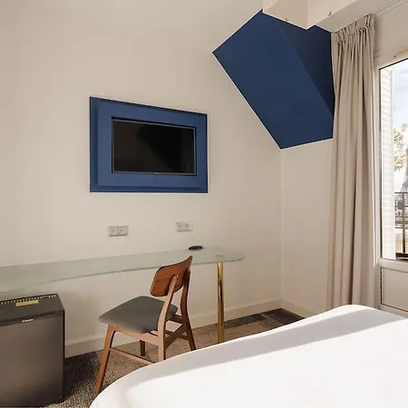 Hotel Atala Champs Elysees 4*