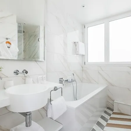 Atala Champs Elysees Hotel 4*