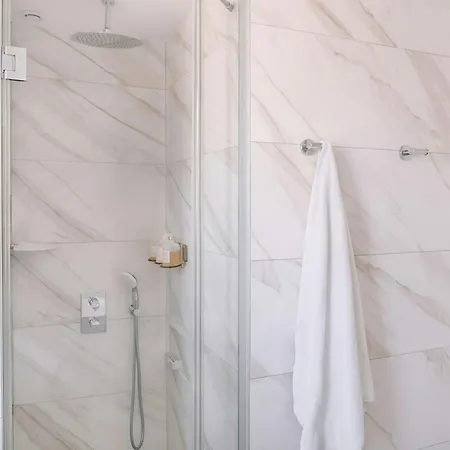 Otel Atala Champs Elysees 4*