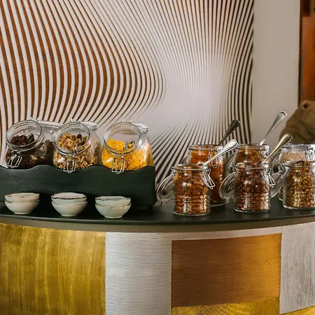 Atala Champs Elysees Otel 4*