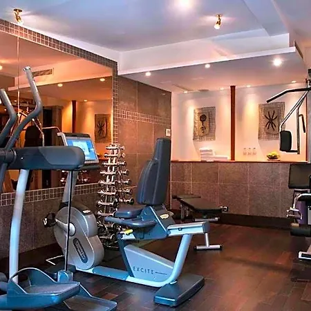 Atala Champs Elysees 4* Paris