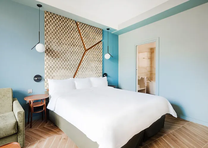 Otel Atala Champs Elysees Paris