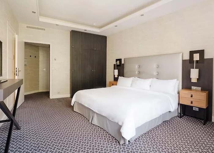 Atala Champs Elysees