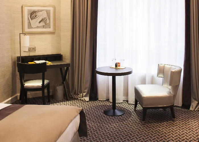 Atala Champs Elysees Otel 4*