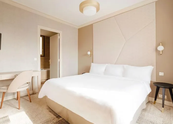 호텔 Atala Champs Elysees 4*