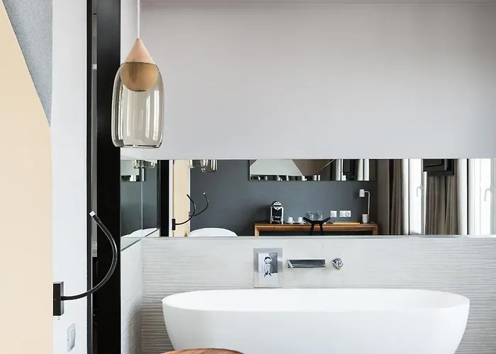 Atala Champs Elysees Otel Paris