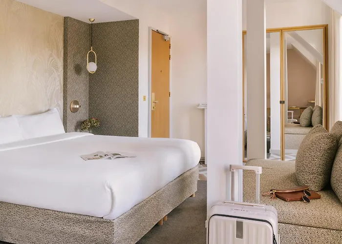 Otel Atala Champs Elysees